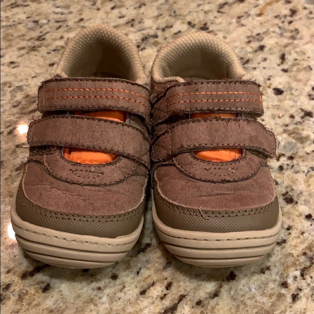 Stride rite toddler shoes